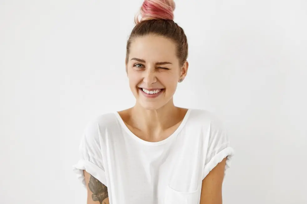 Tudo o que precisa de saber sobre piercing na cartilagem da orelha piercing na cartilagem da orelha