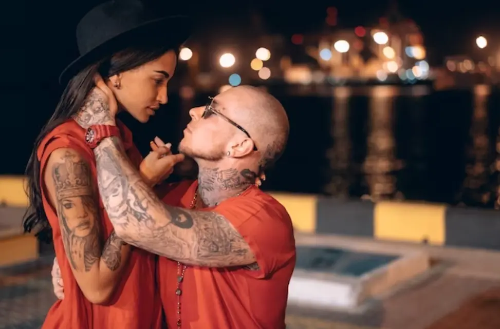 Tatuagem para casal pequena: Venha para o Visão Tattoo tatuagem para casal pequena