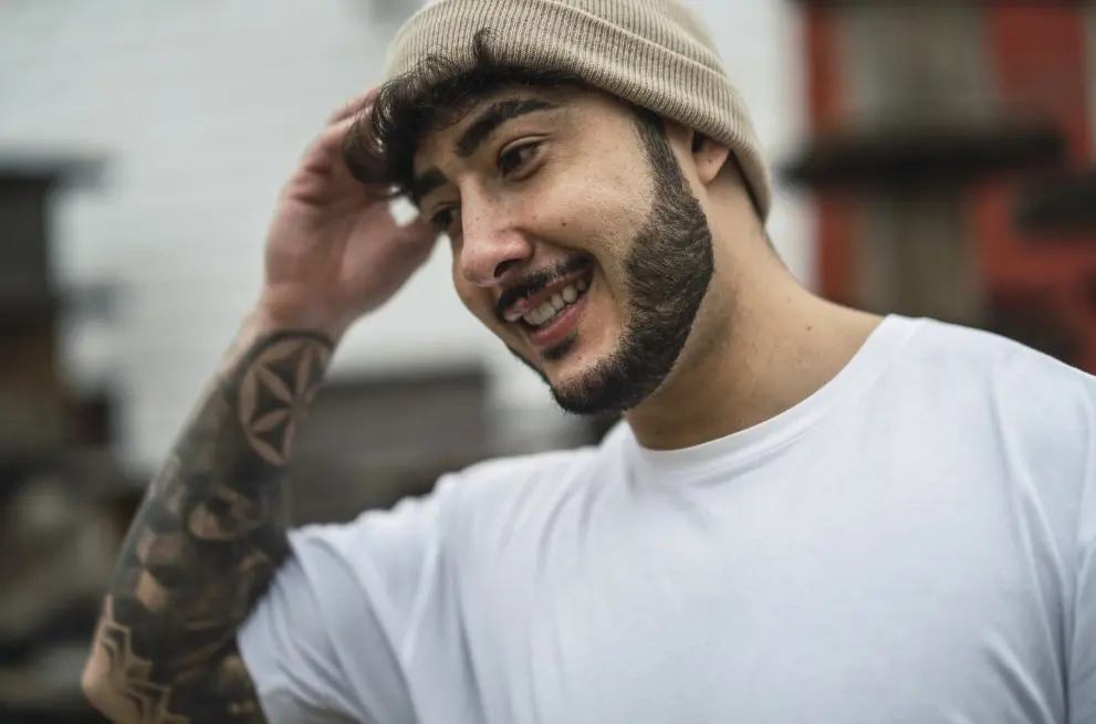 Piercing Tragus Masculino – Piercing de Aço Cirúrgico ou Titânio