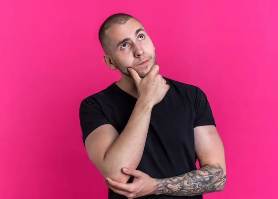 piercing na orelha masculina