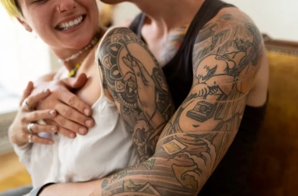 tatuagem preto e branco