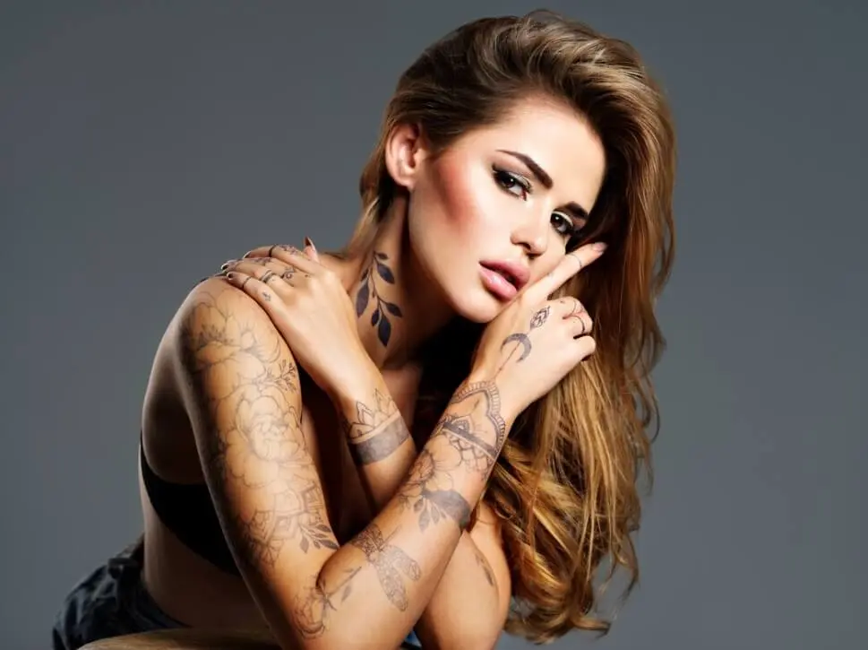 Quer fazer uma tatuagem Jesus Cristo? Visão Tattoo tatuagem jesus cristo