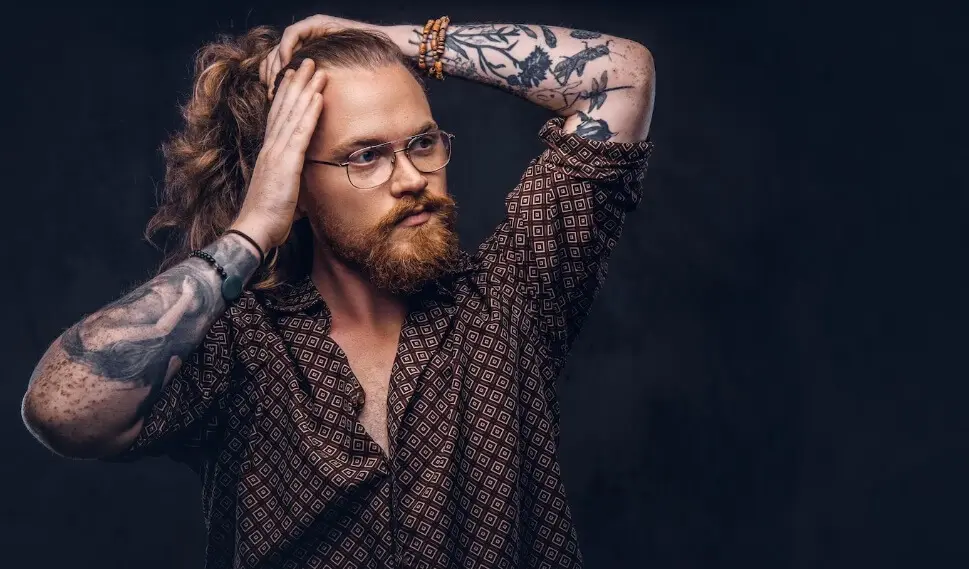 Quanto tempo a tatuagem fica descascando: O que esperar durante o processo de cicatrização quanto tempo a tatuagem fica descascando