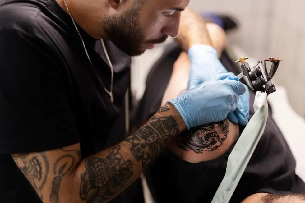 O que não pode comer após tatuagem: dicas importantes para cuidar da sua pele o que não pode comer após tatuagem